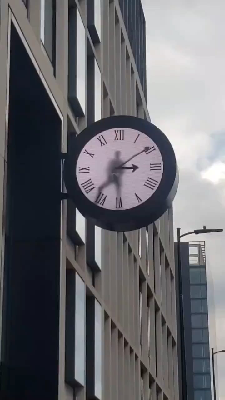 paddington clock 0038