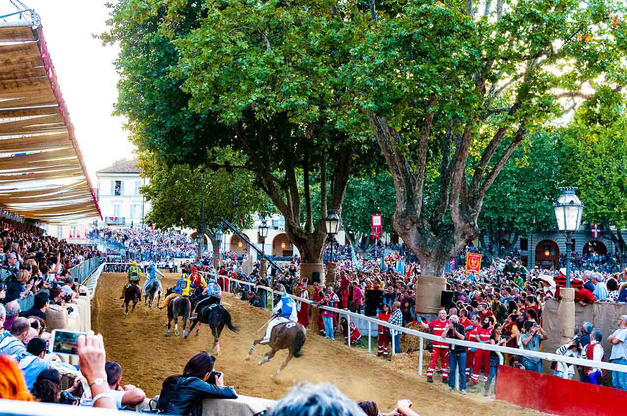 palio di asti locations.
