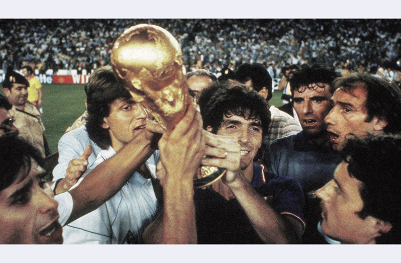 paolo rossi 1982 0043