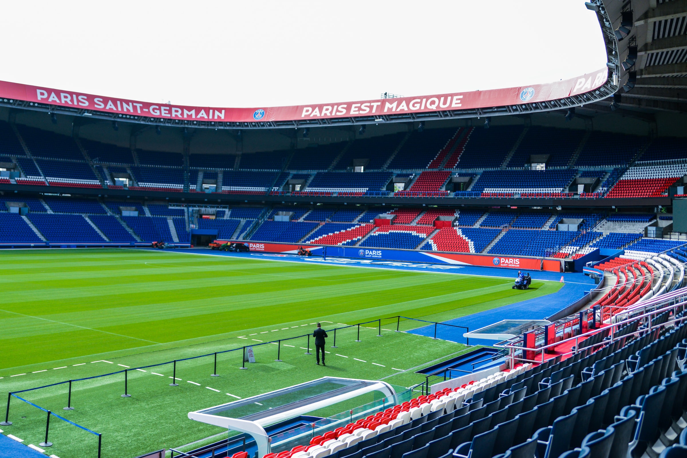 Parc des Princes restaurants.