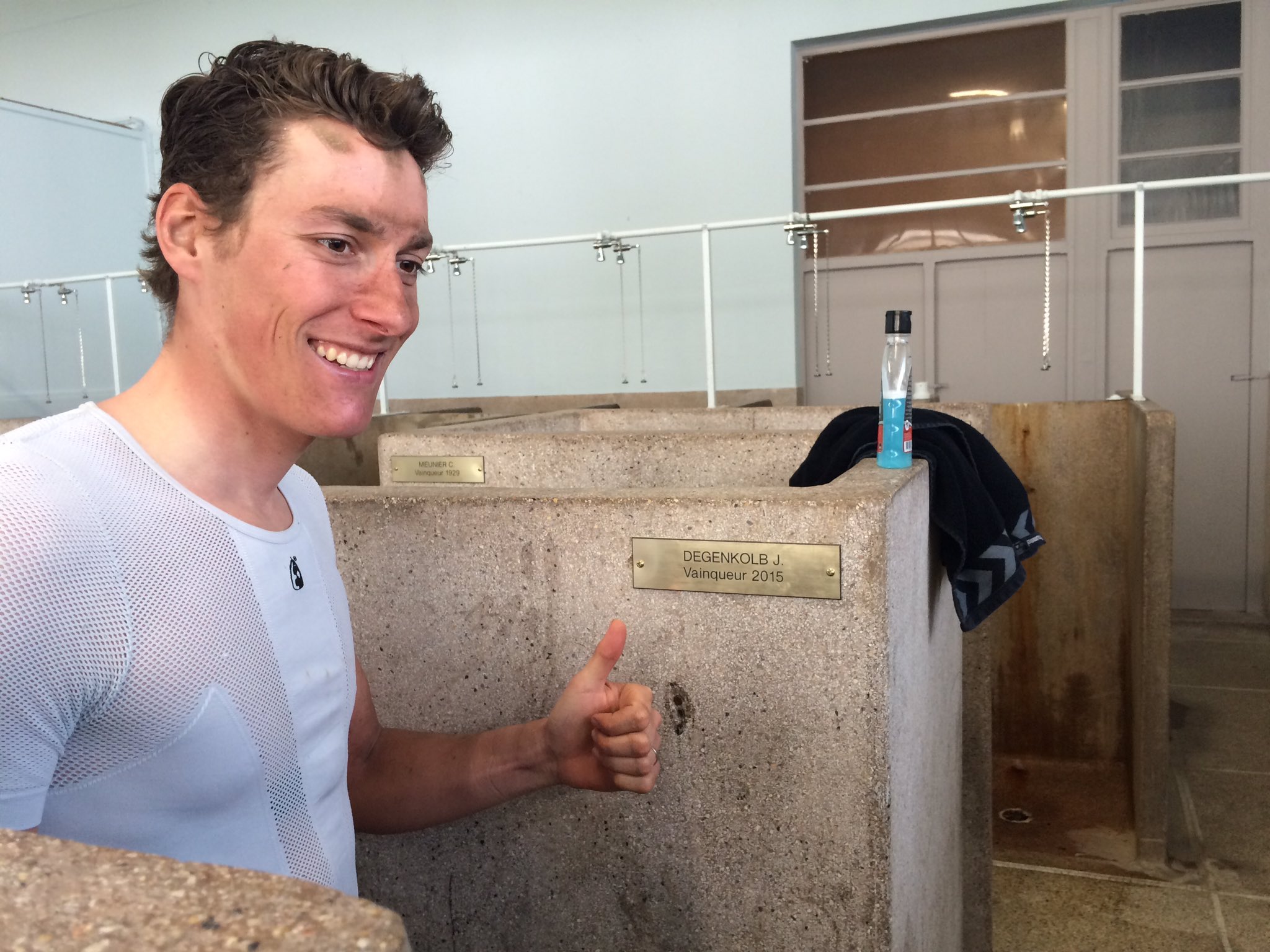 paris roubaix showers 0013