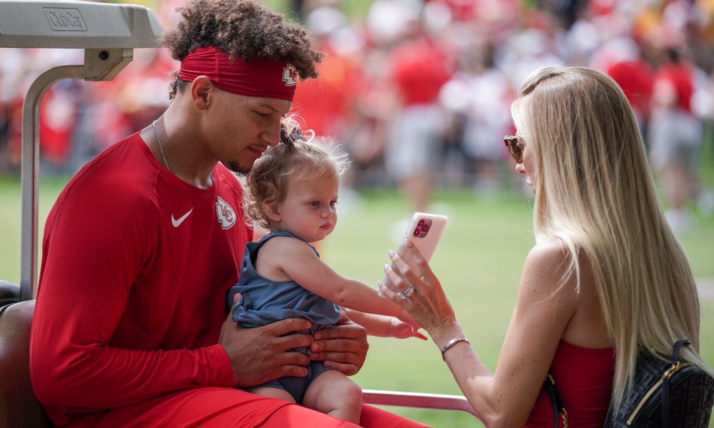 patrick mahomes profile picture 0017