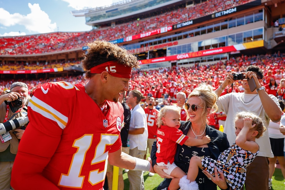 patrick mahomes profile picture 0048