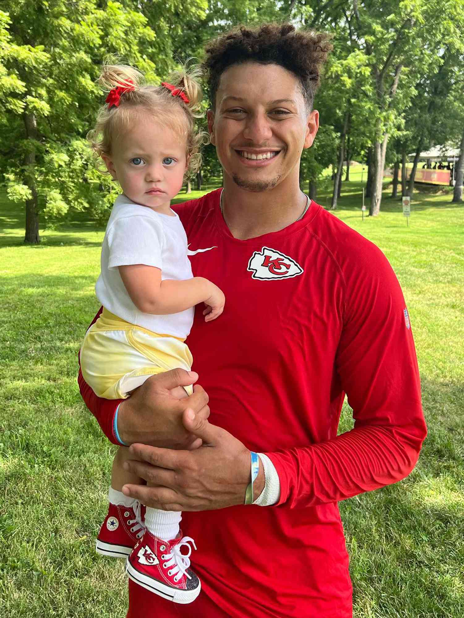 Patrick Mahomes style.