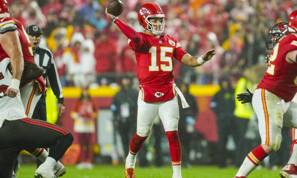 patrick mahomes vs denver broncos