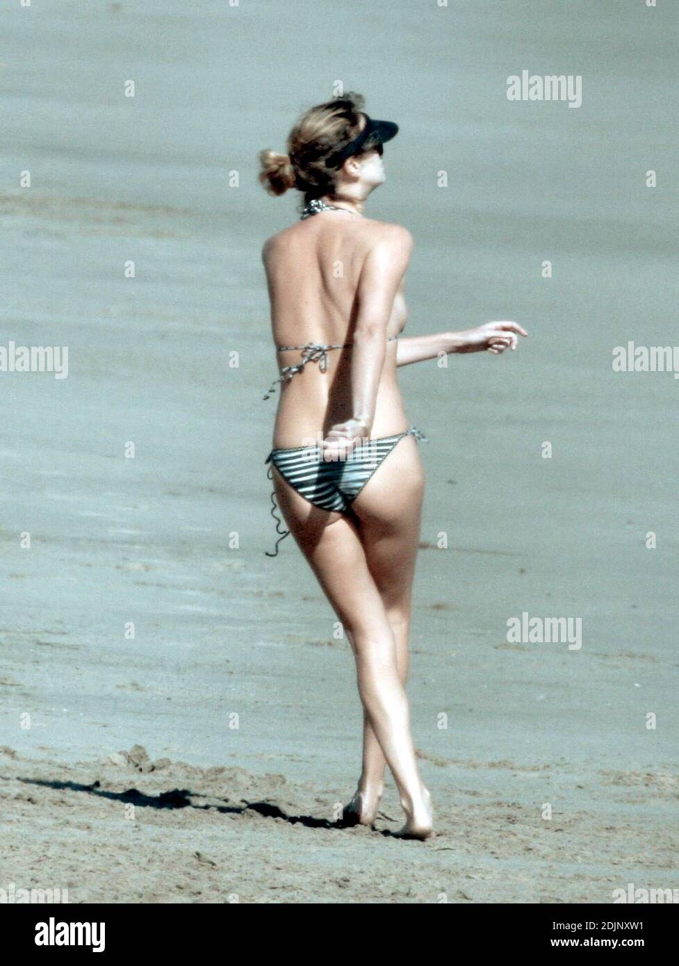 patty tavatanakit bikini 0019