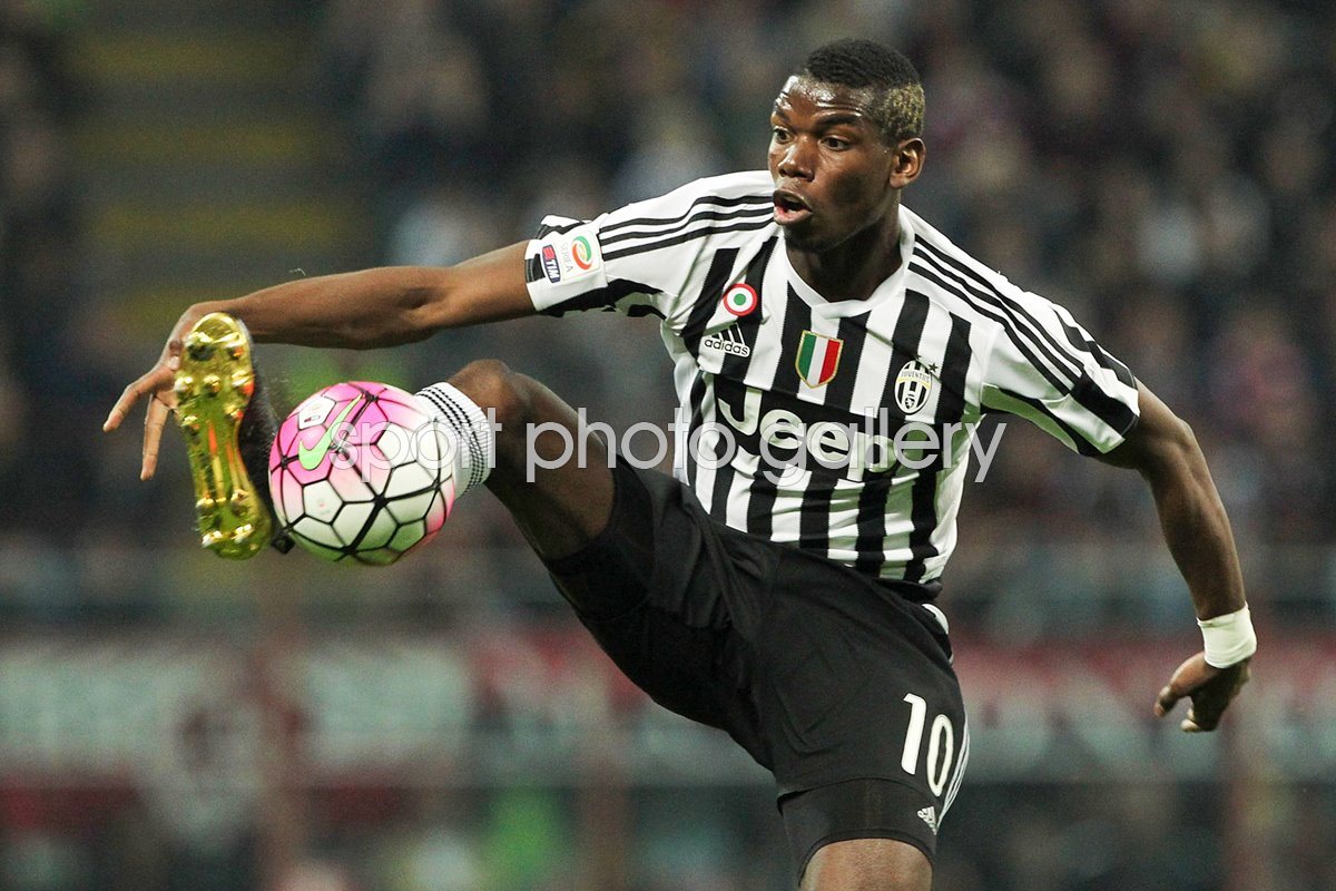 paul pogba ball 0009