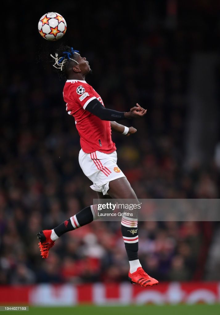 paul pogba ball 0030