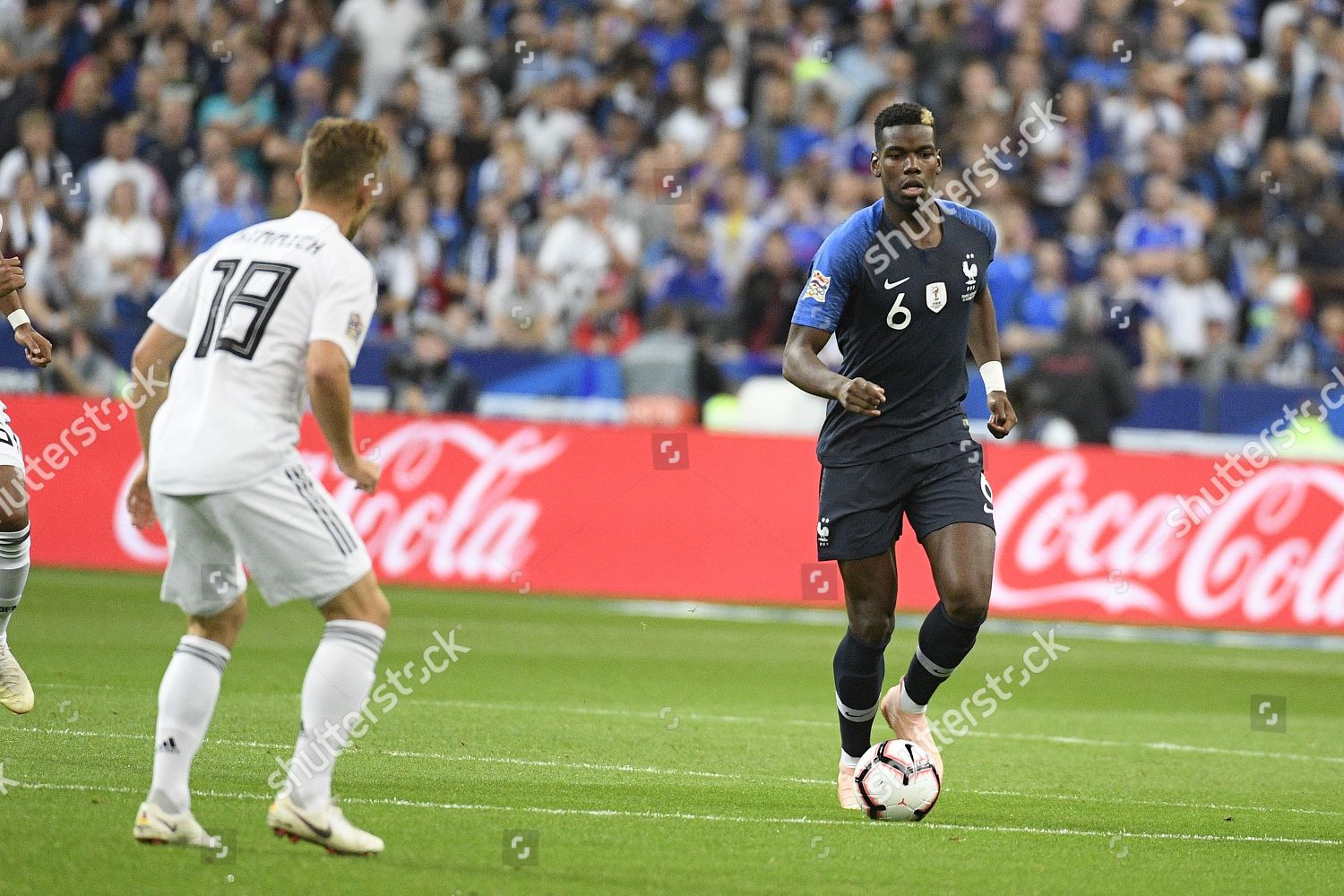 paul pogba ball 0037