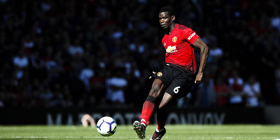paul pogba ball 0056