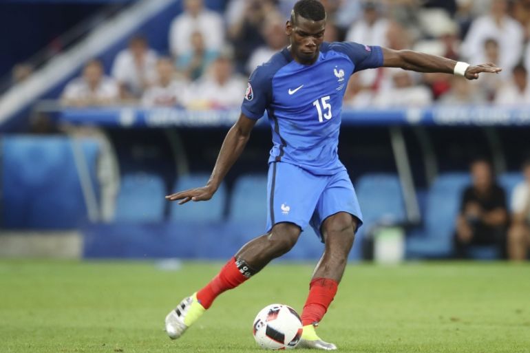 paul pogba ball 0058