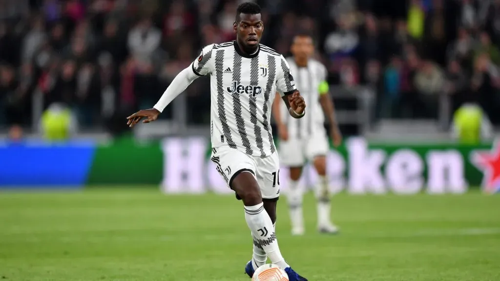 paul pogba ball 0065