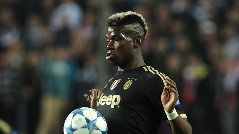 paul pogba ball 0066