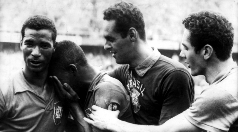pele black and white photo 0061