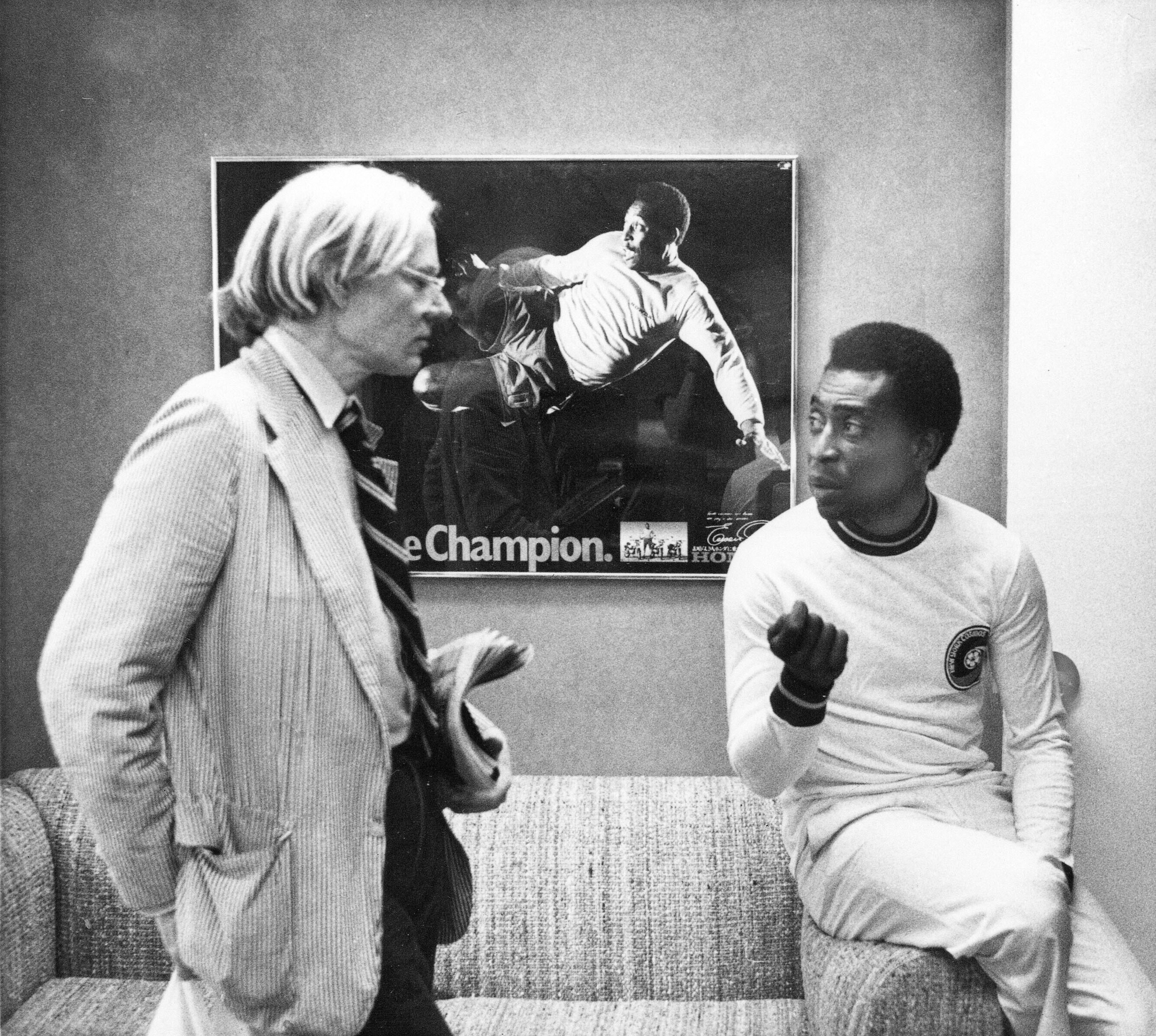 pele black and white photo 0078