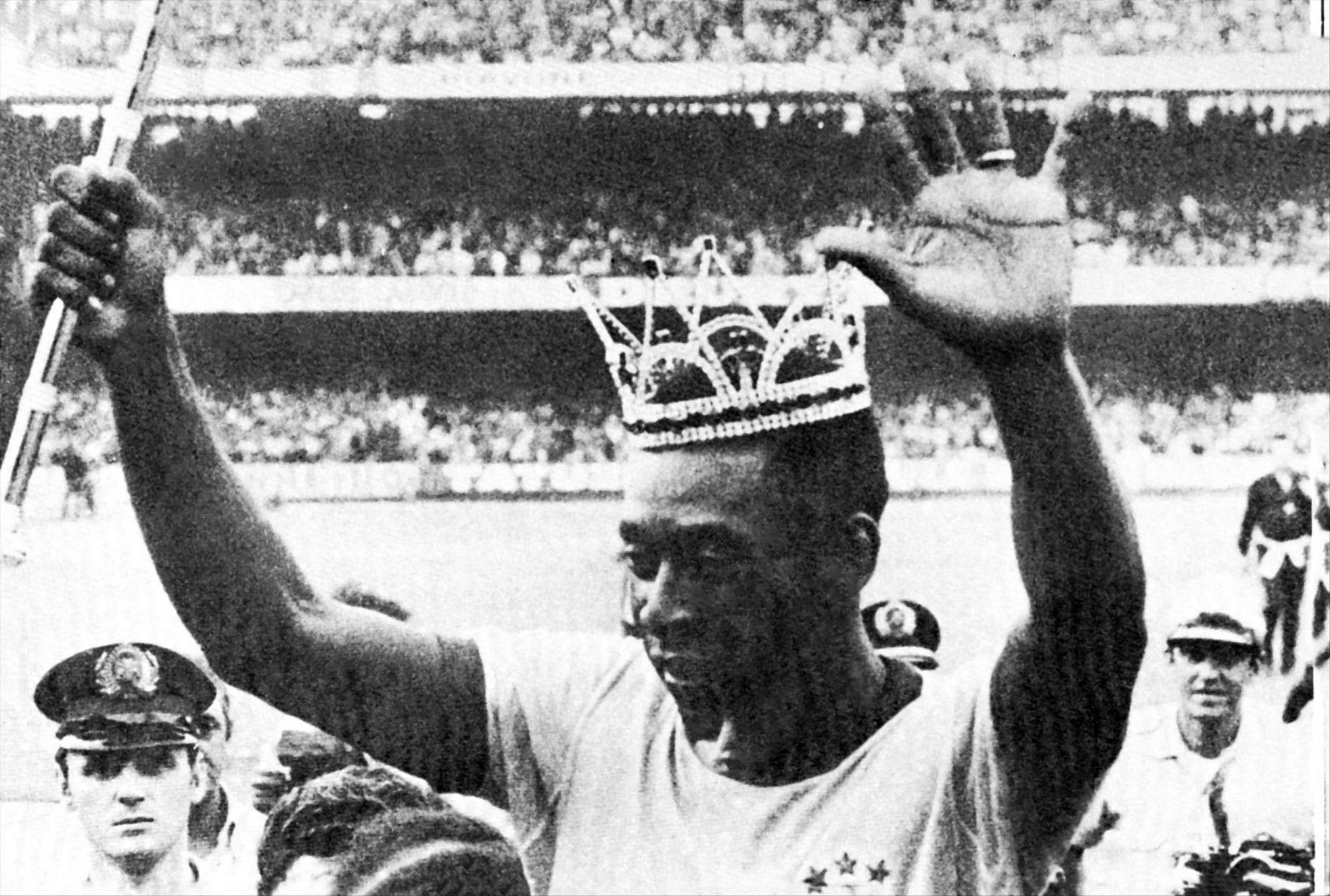 pele black and white photo 0080
