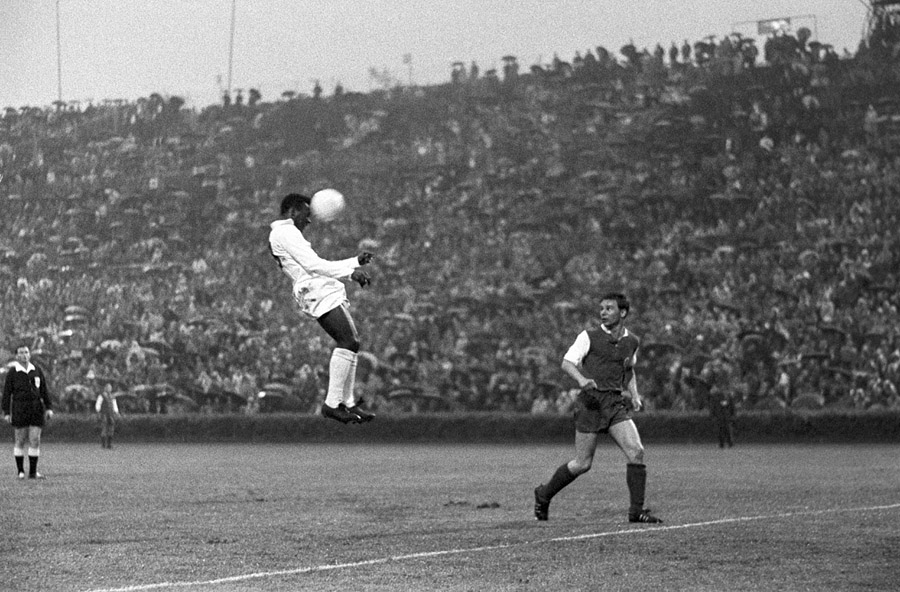pele club 0099
