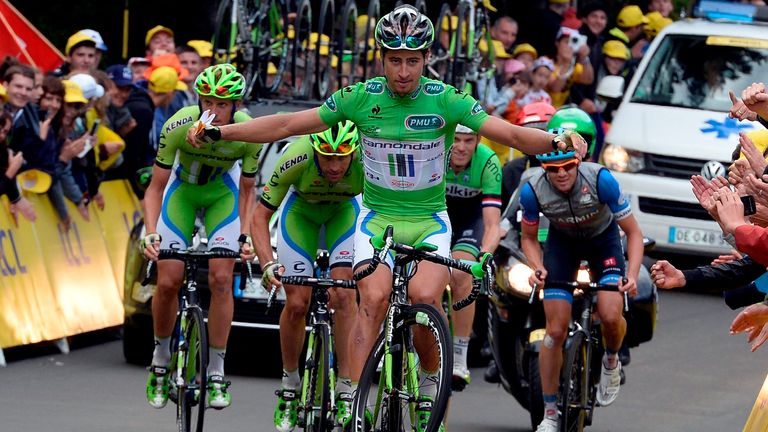 Peter Sagan tricks