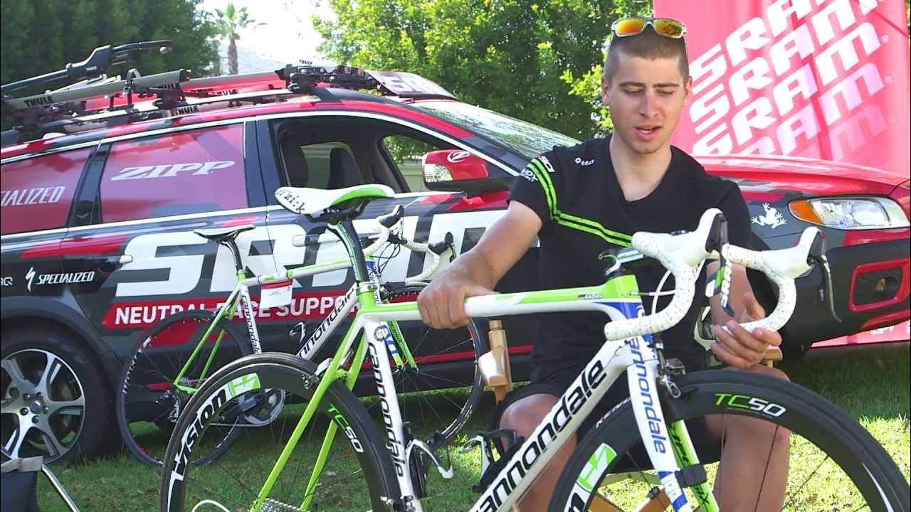 peter sagan wheelie 0032