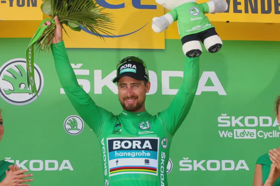peter sagan wheelie 0038