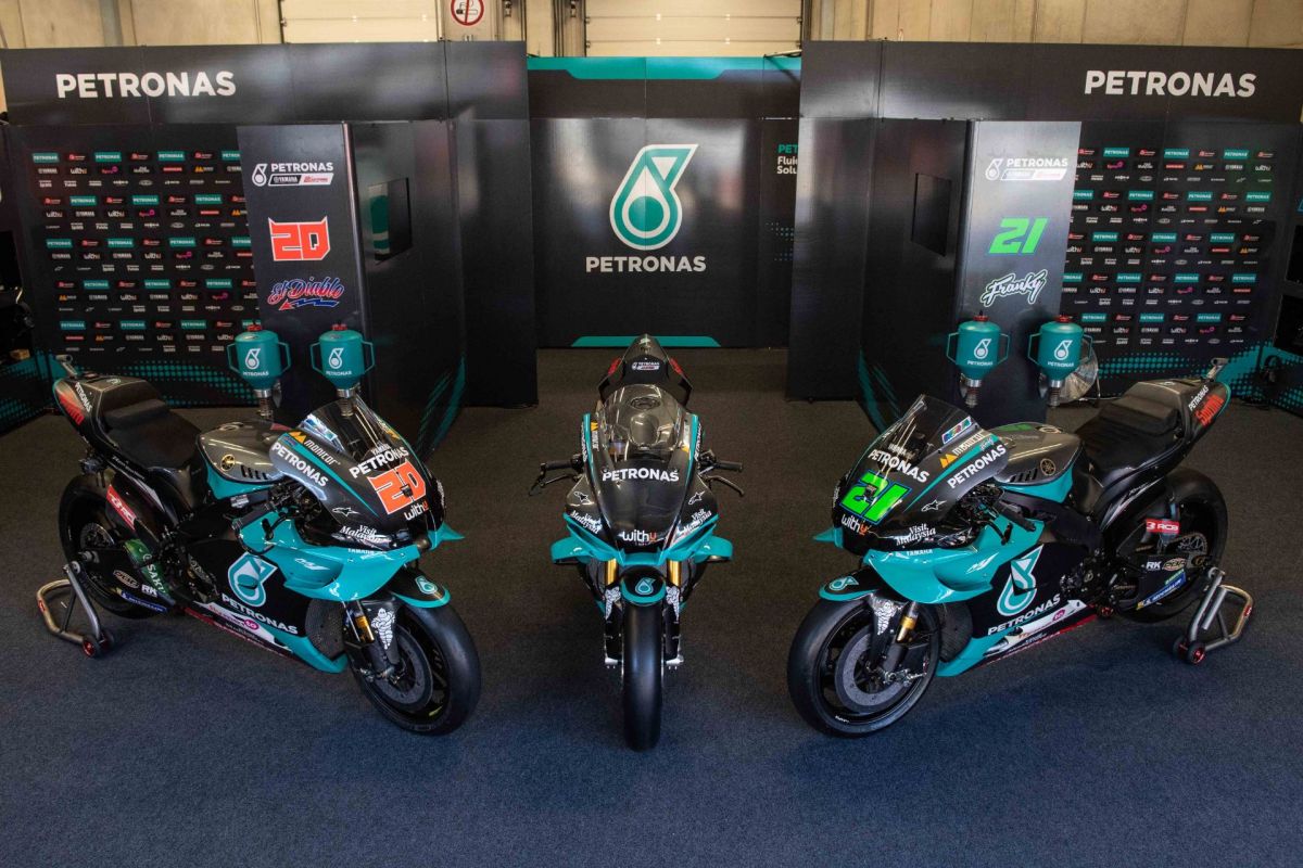 petronas yamaha 0014