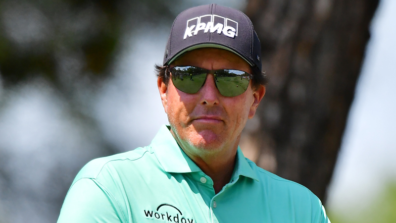 phil mickelson and tom watson video 0045