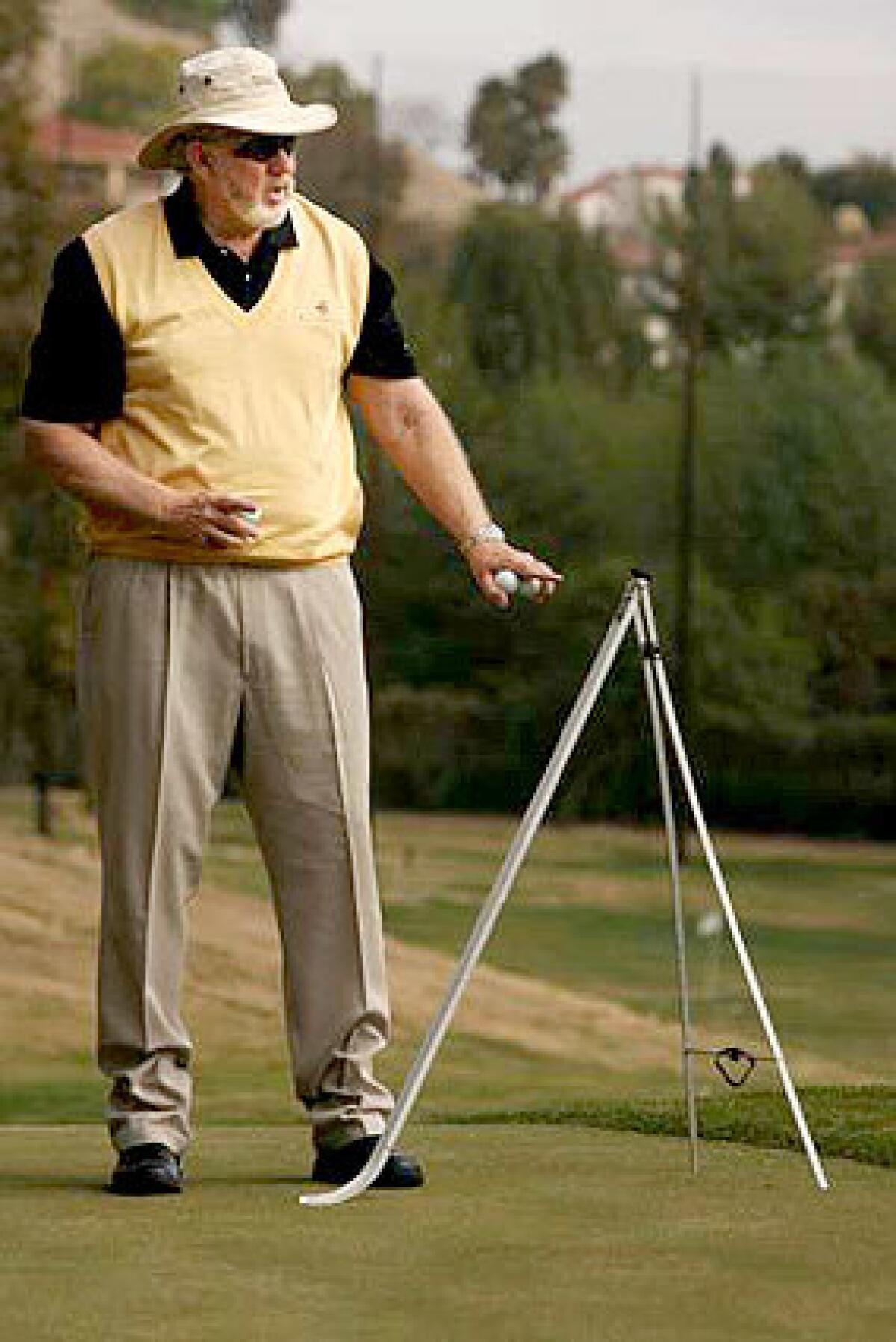 Phil Mickelson putting 0031