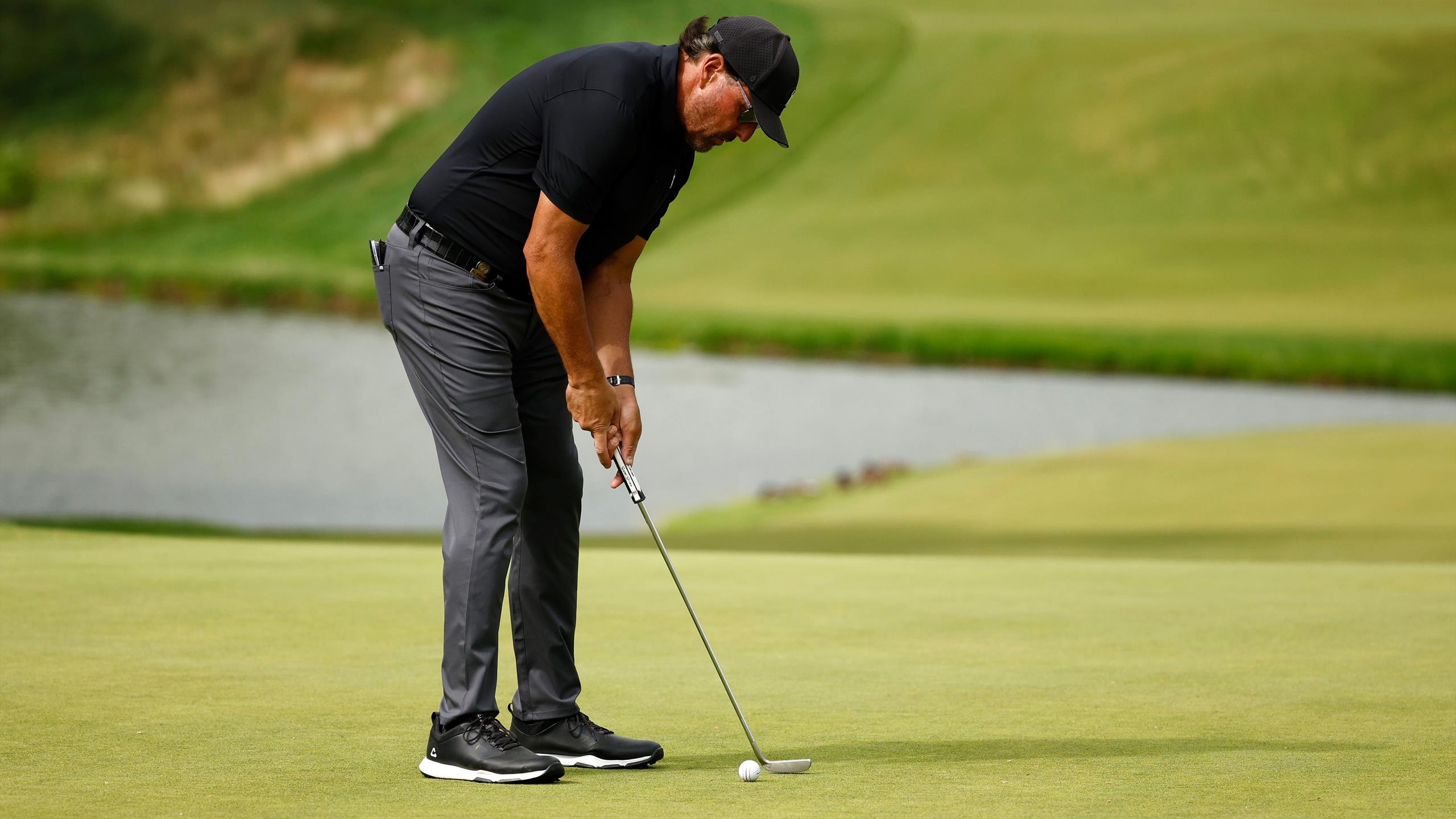 phil mickelson score today at the open 0041