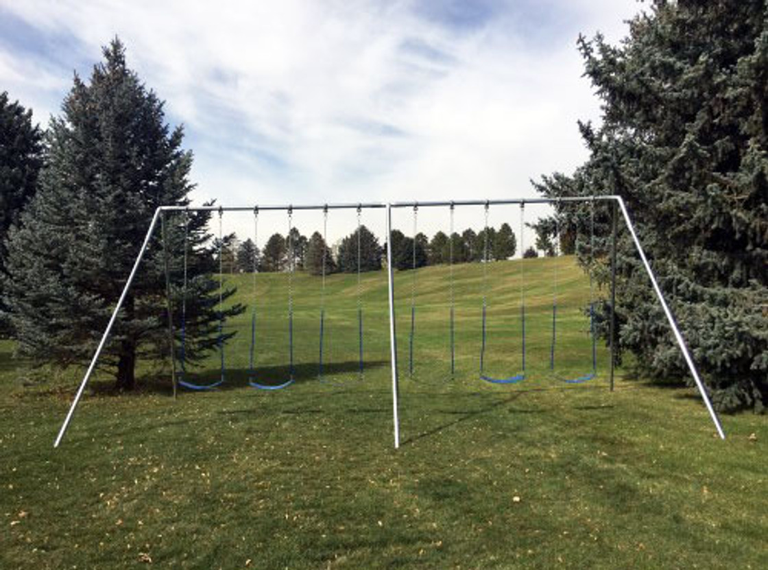 picture of a swing 0036