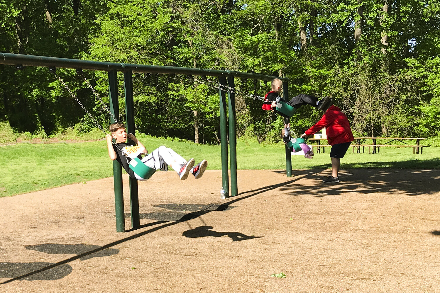 picture of a swing 0041