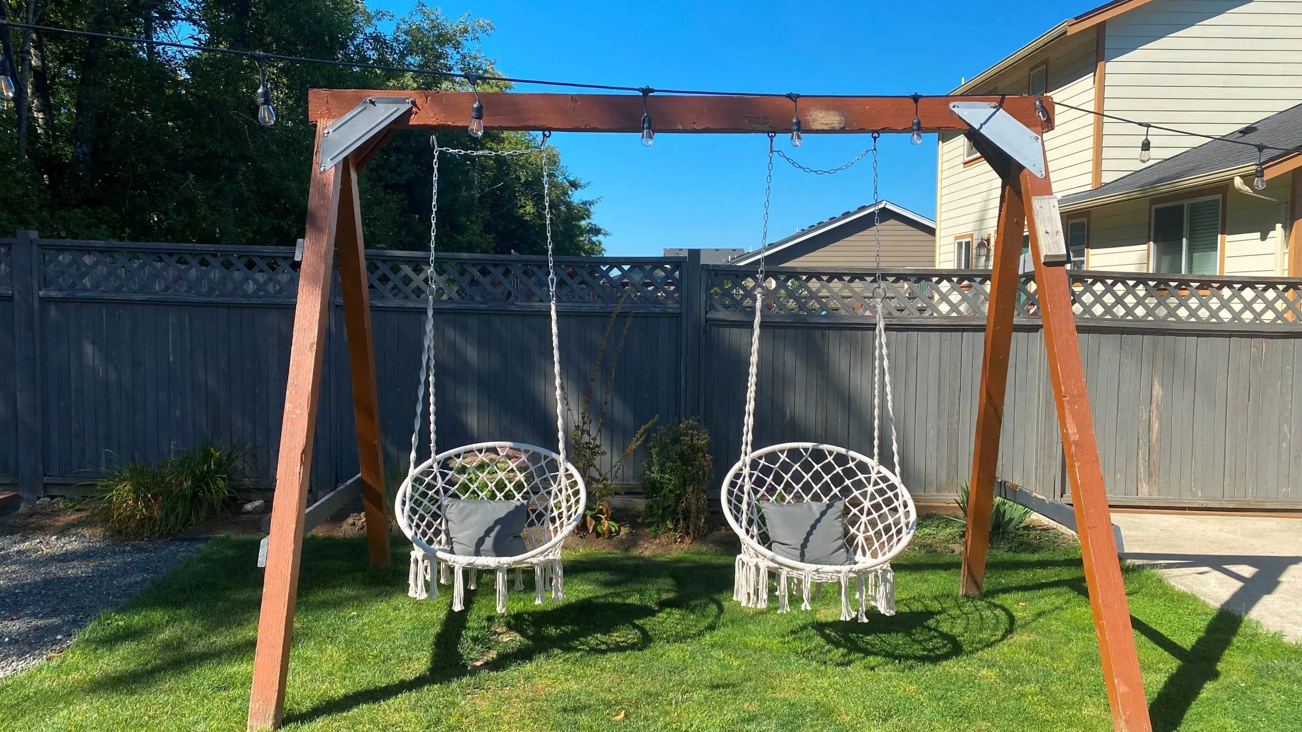 picture of a swing 0049
