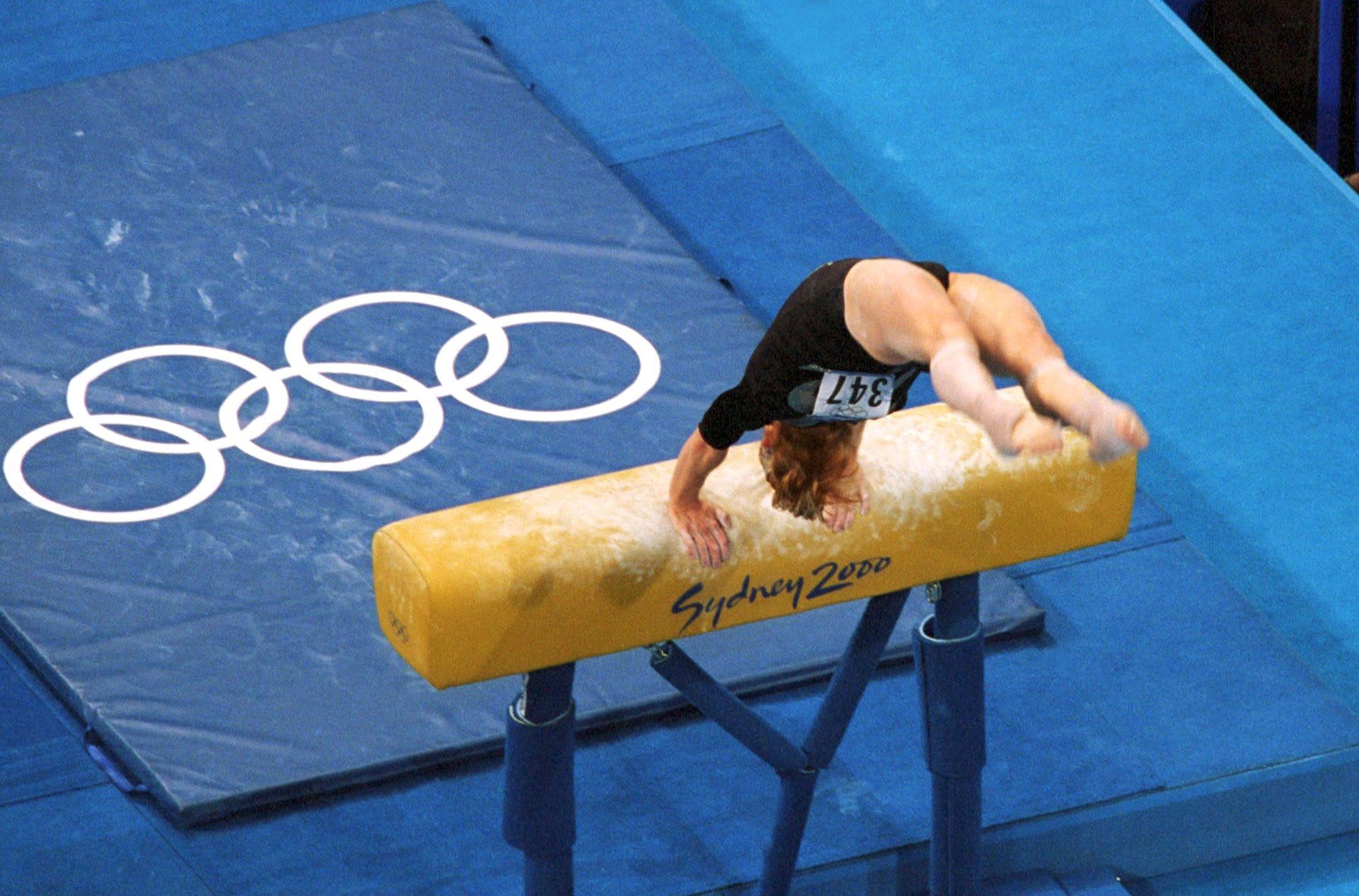 picture of a vault in gymnastics 0043