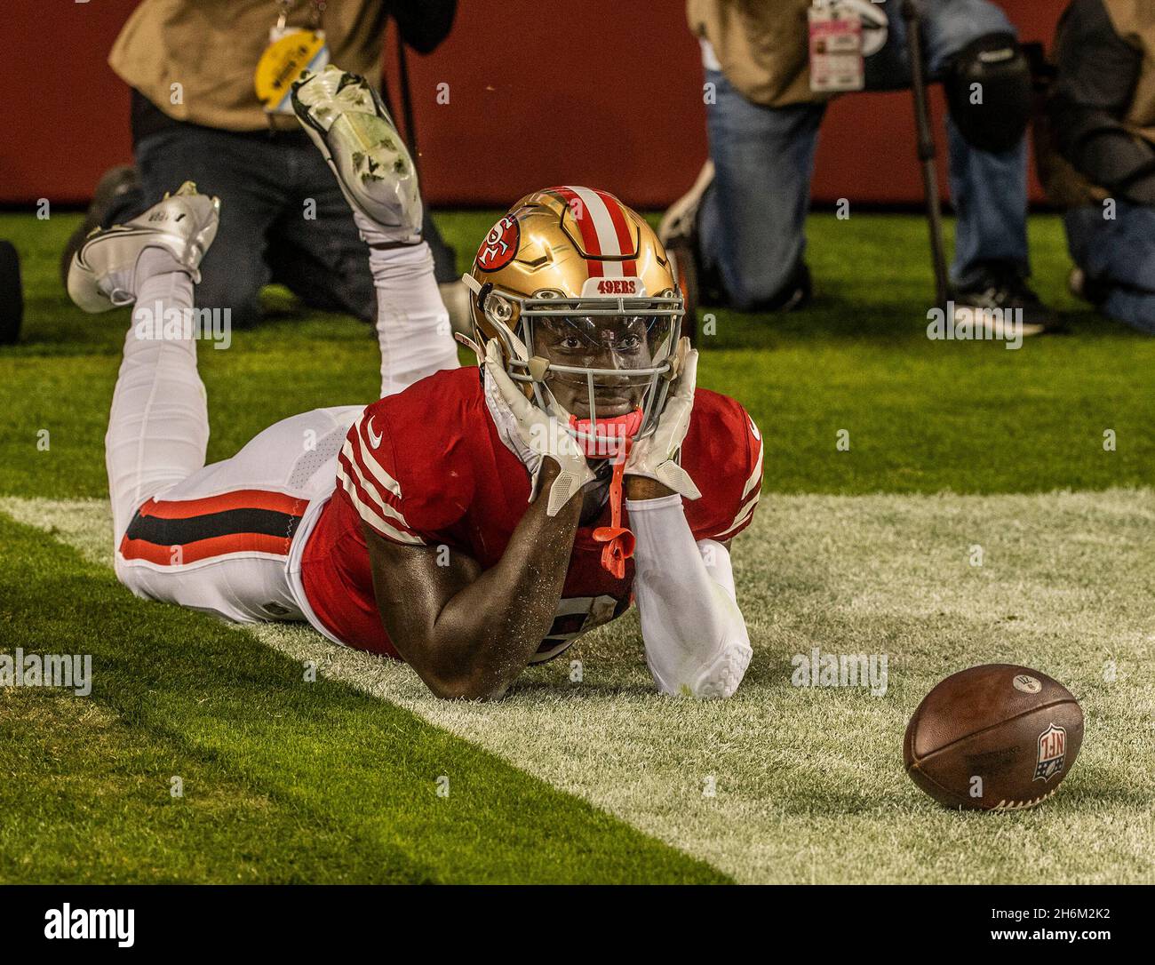 picture of deebo samuel