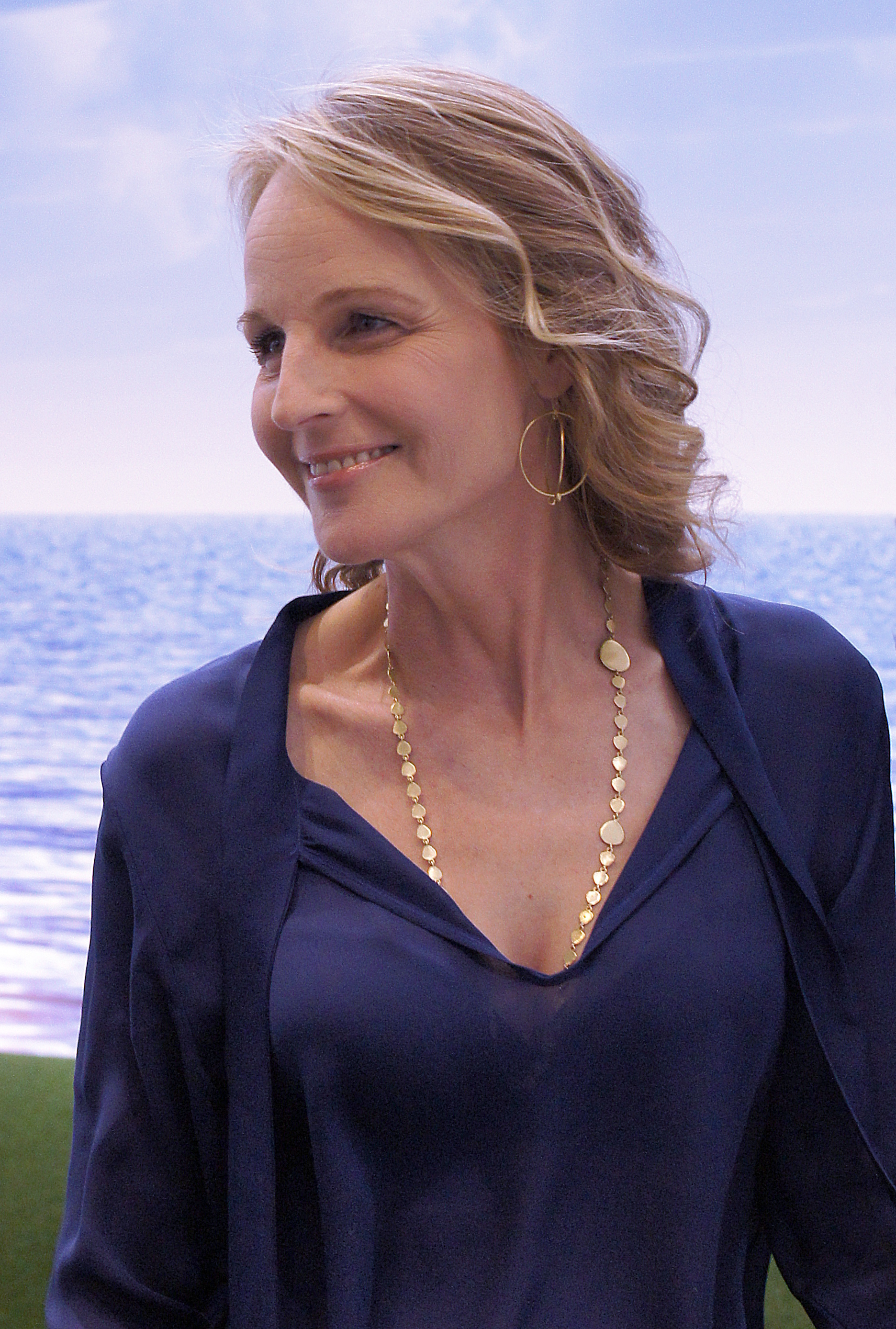 pictures of helen hunt today