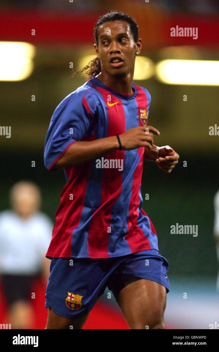 pictures of ronaldinho 0043