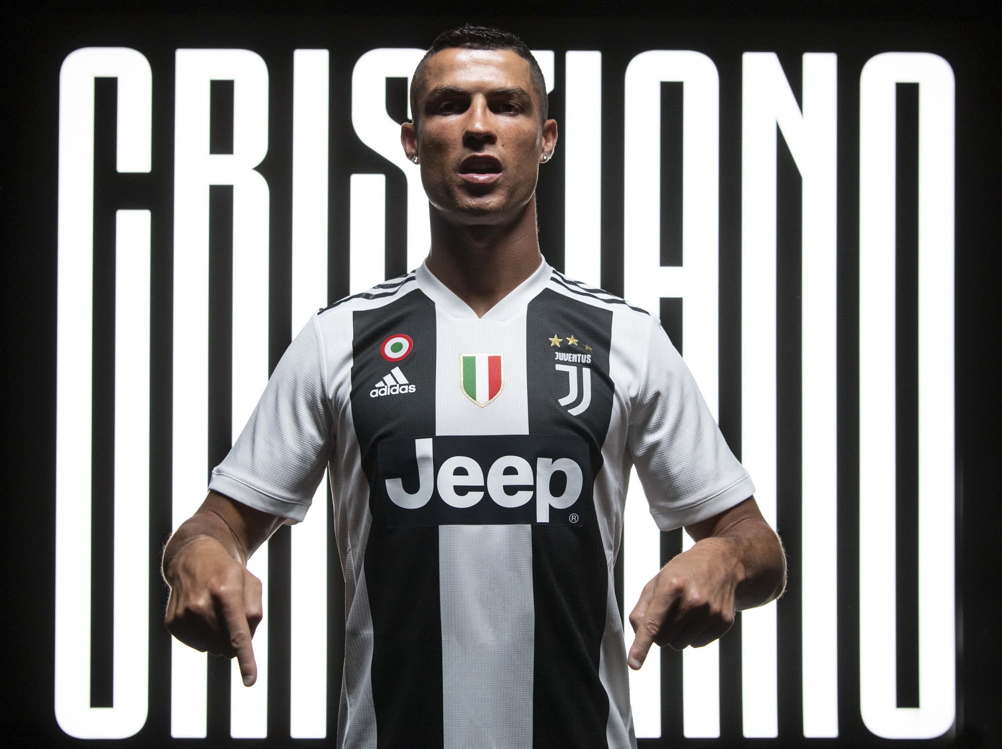 a picture of cristiano ronaldo 0023