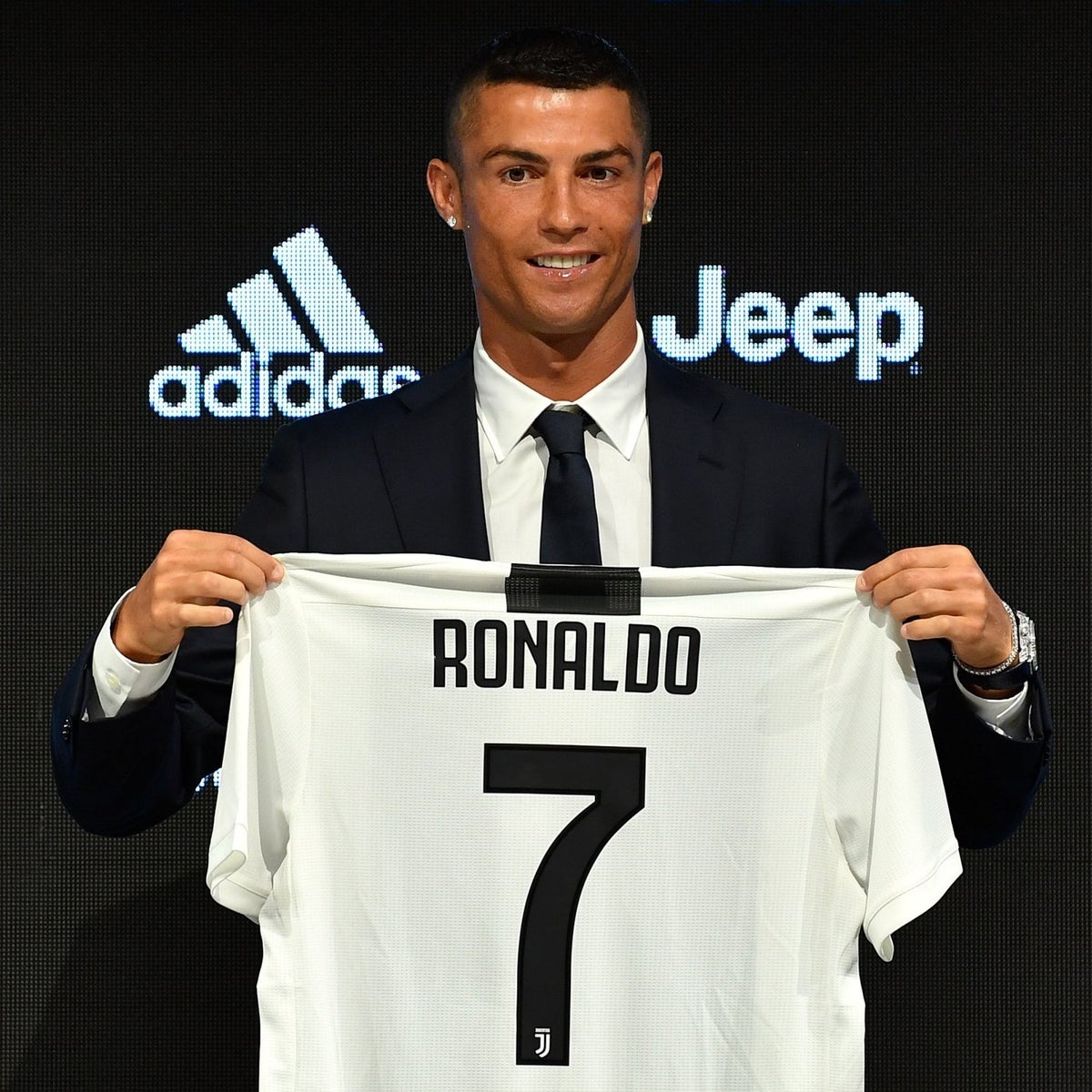 a picture of cristiano ronaldo 0026