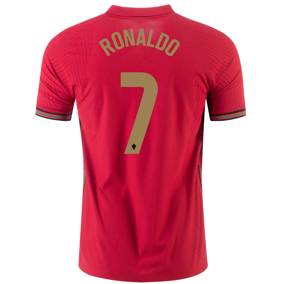 a picture of cristiano ronaldo 0041