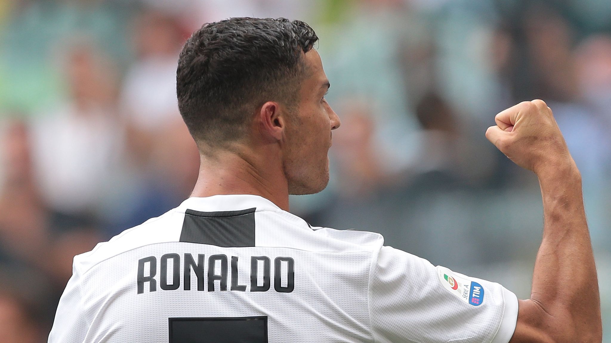 a picture of cristiano ronaldo 0046