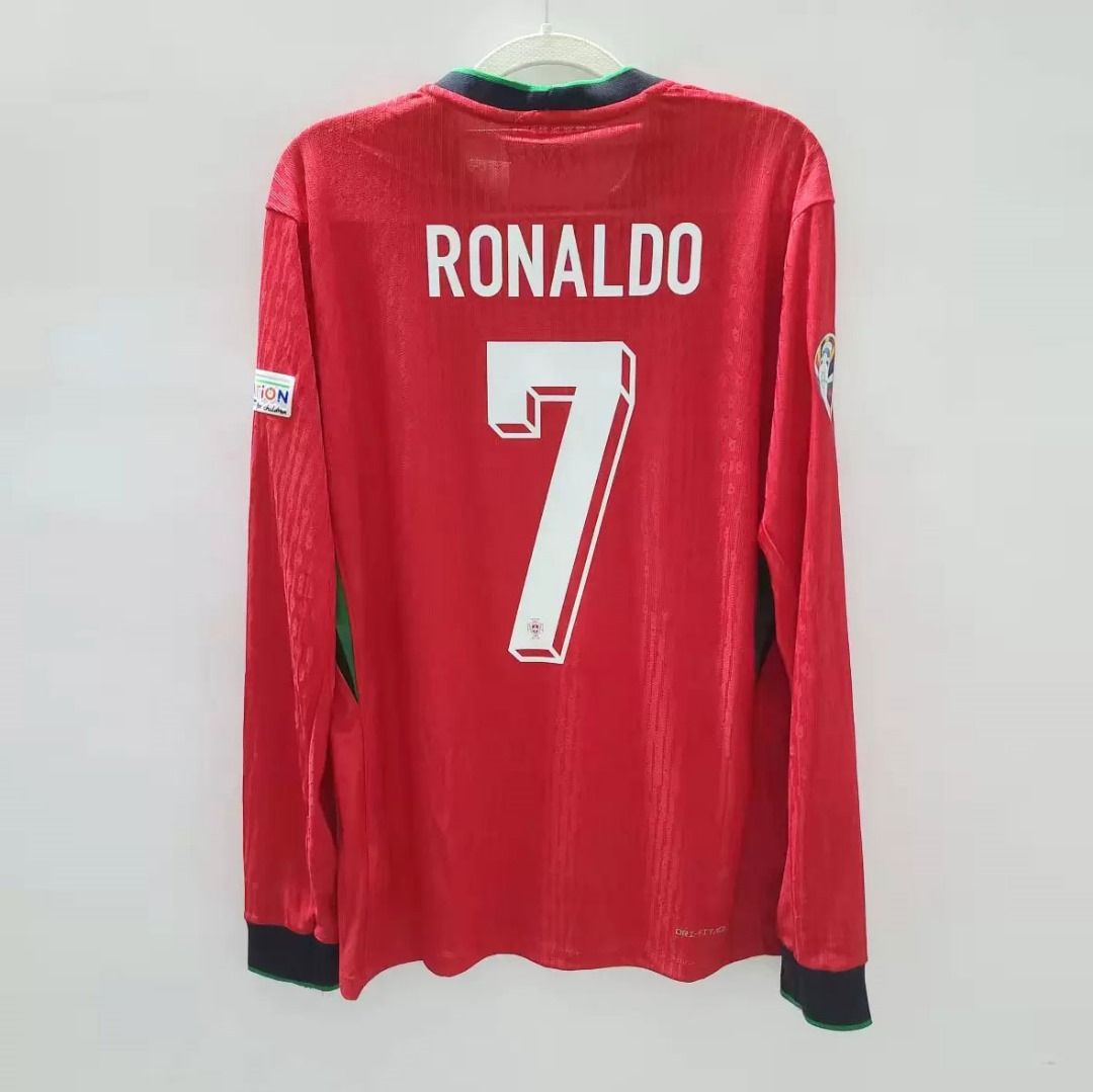 a picture of cristiano ronaldo 0084
