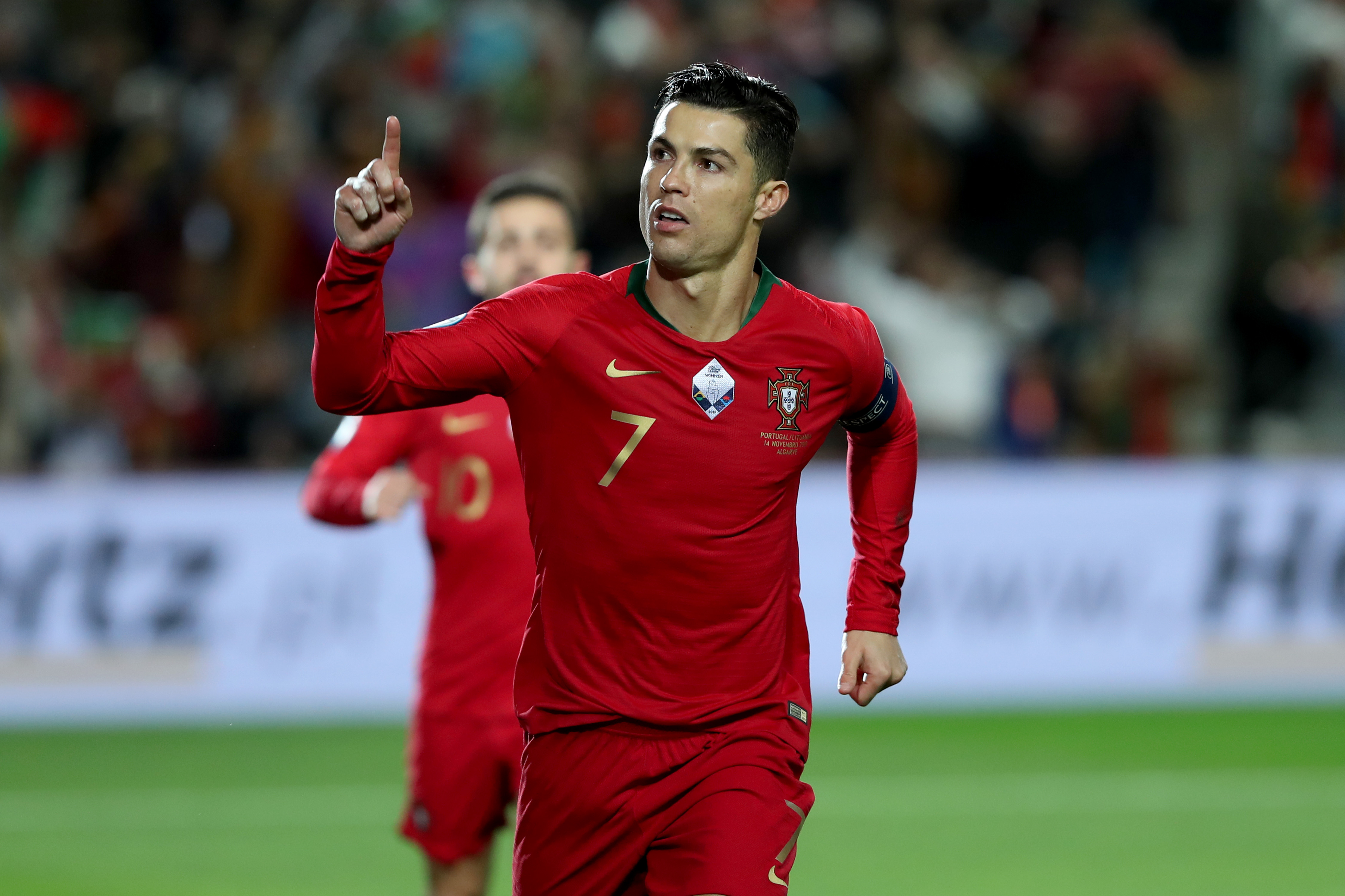 a picture of cristiano ronaldo 0098