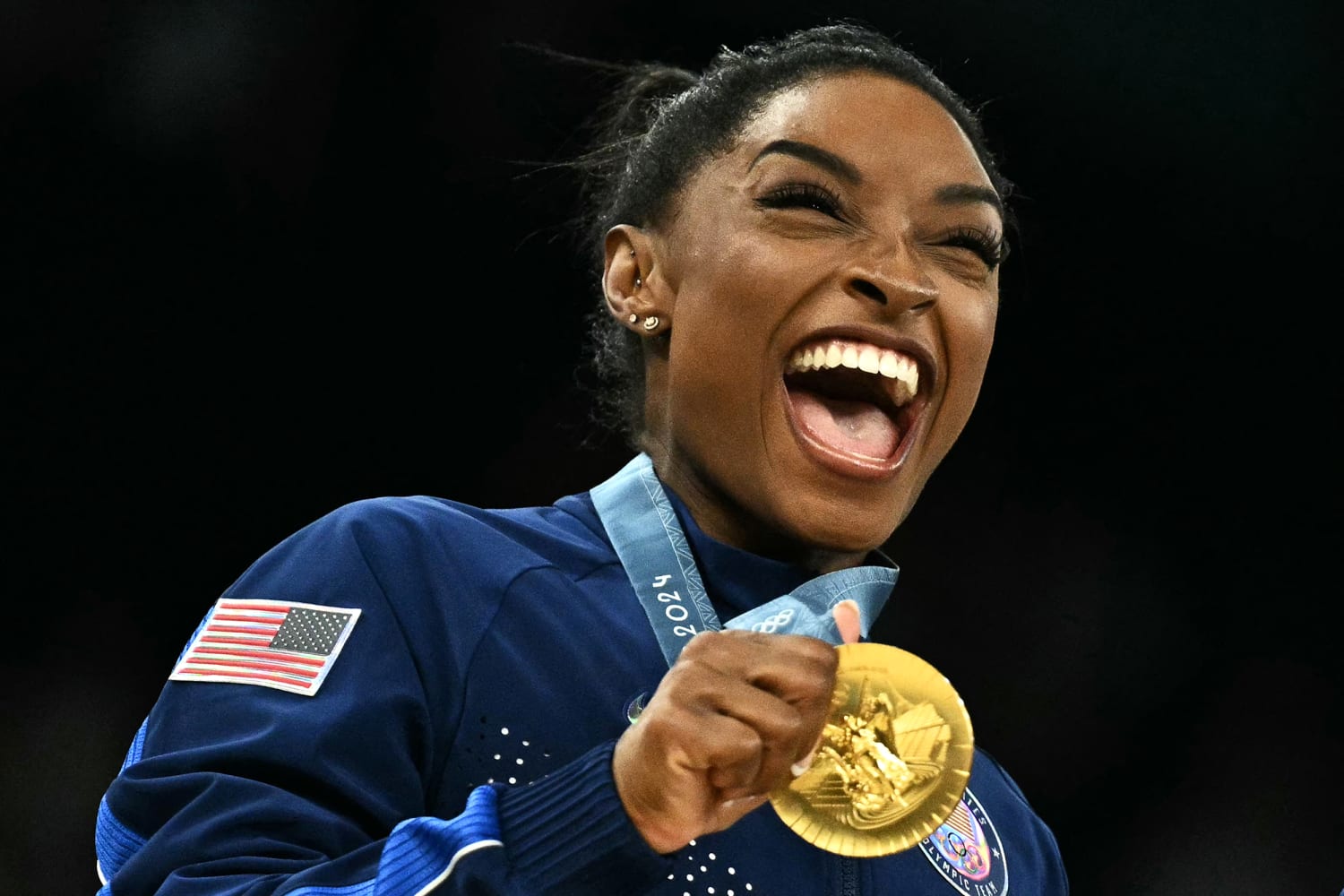 pictures of simone biles