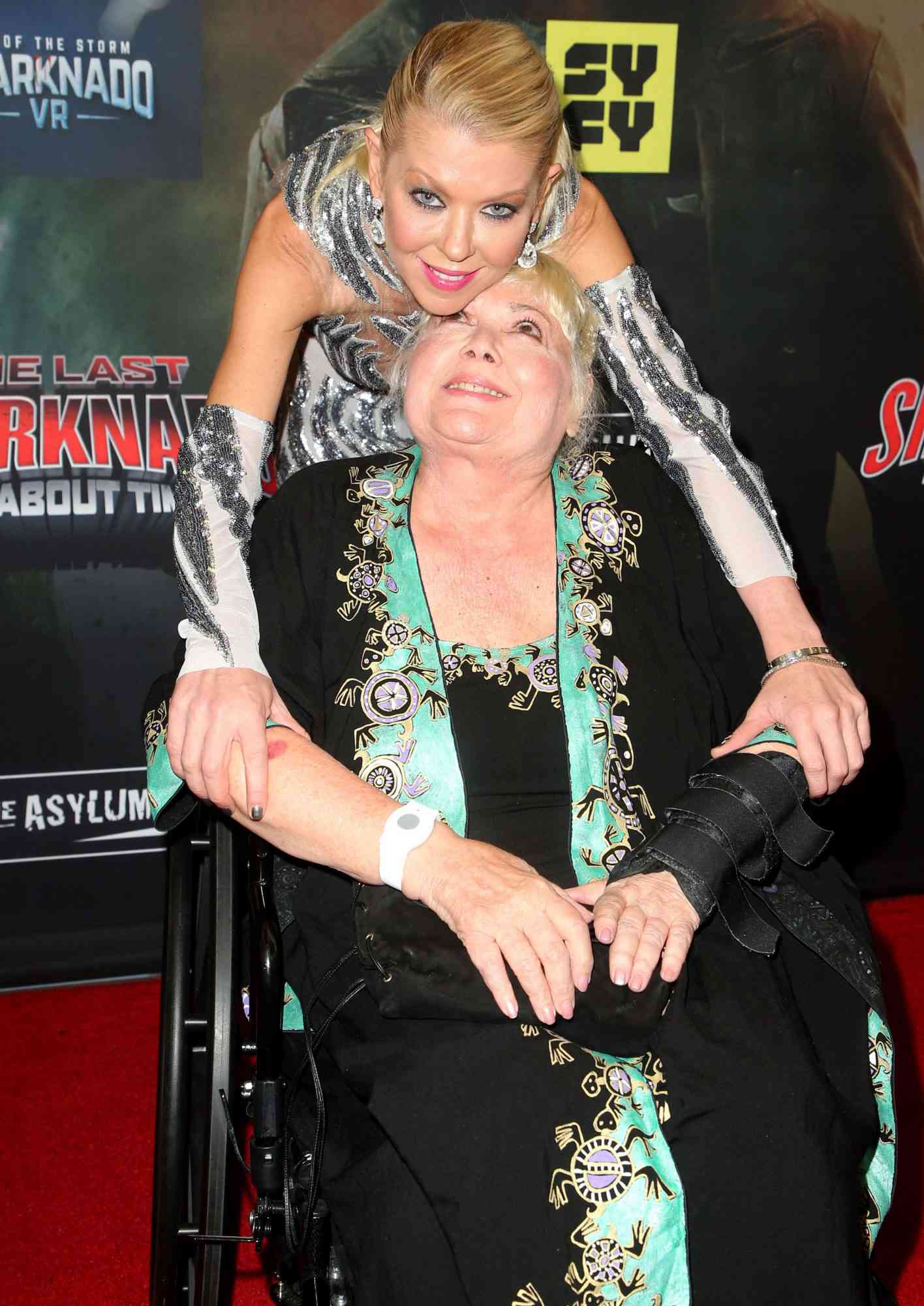 pictures of tara reid 0049