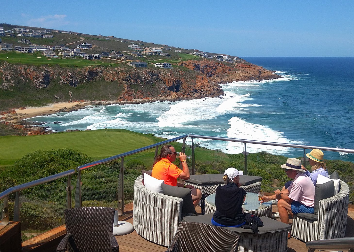 pinnacle point golf amenities