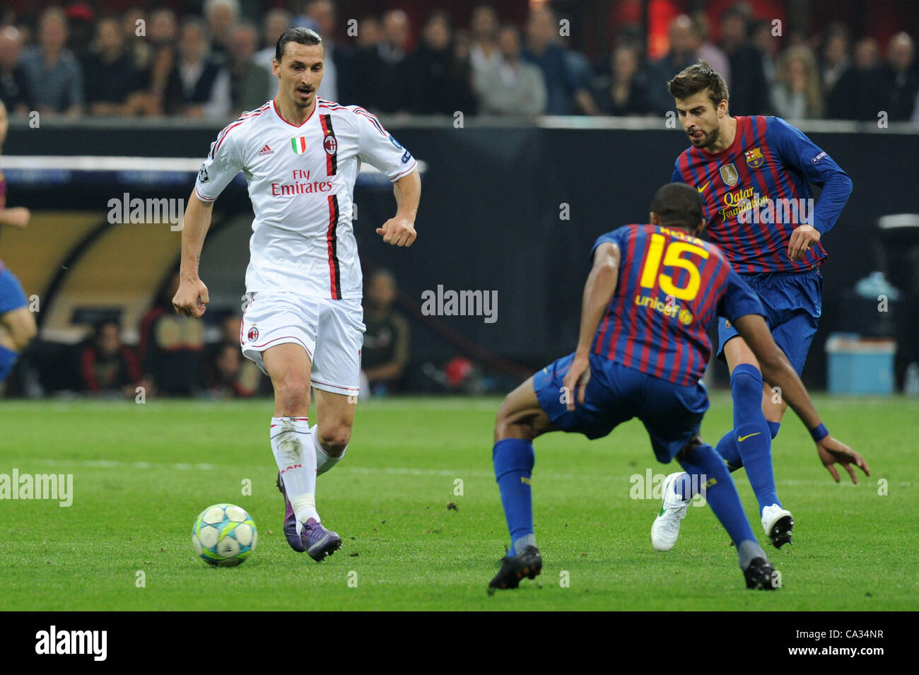 pique ibrahimovic photo 0058