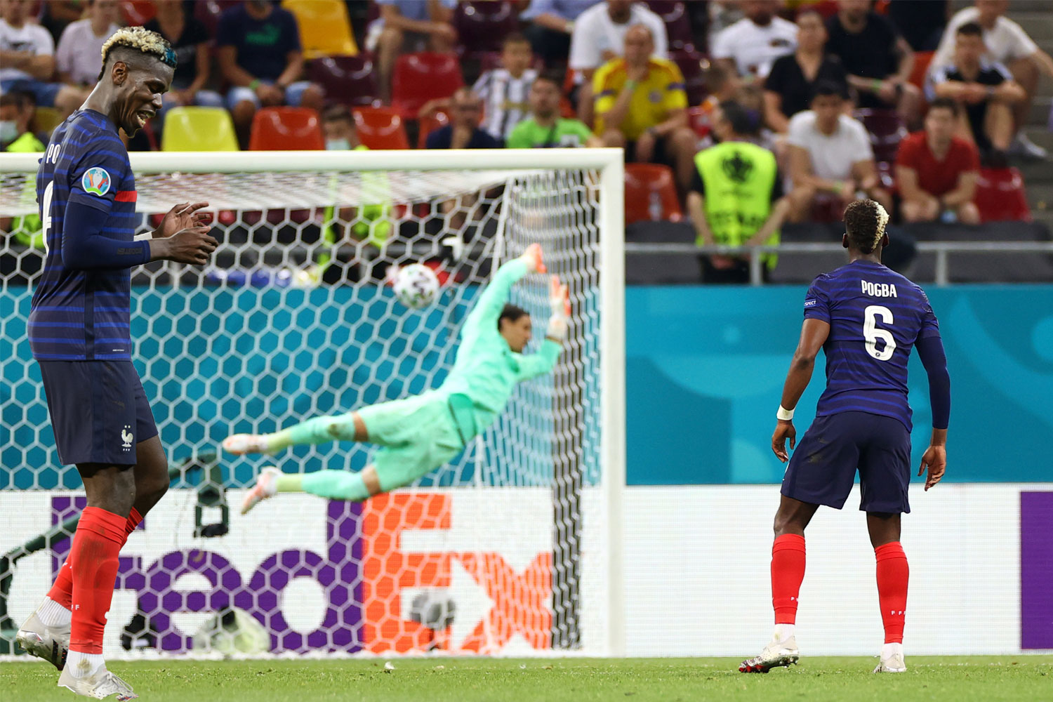 pogba celebration 0061