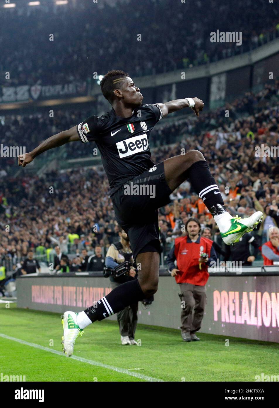 pogba celebration 0082