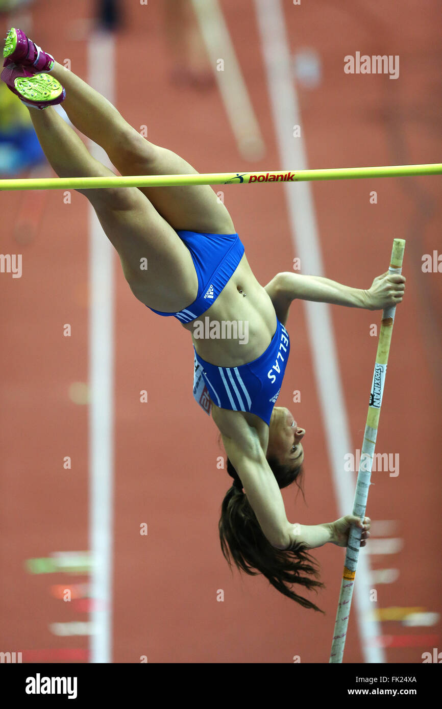 pole vault cameltoe 0027