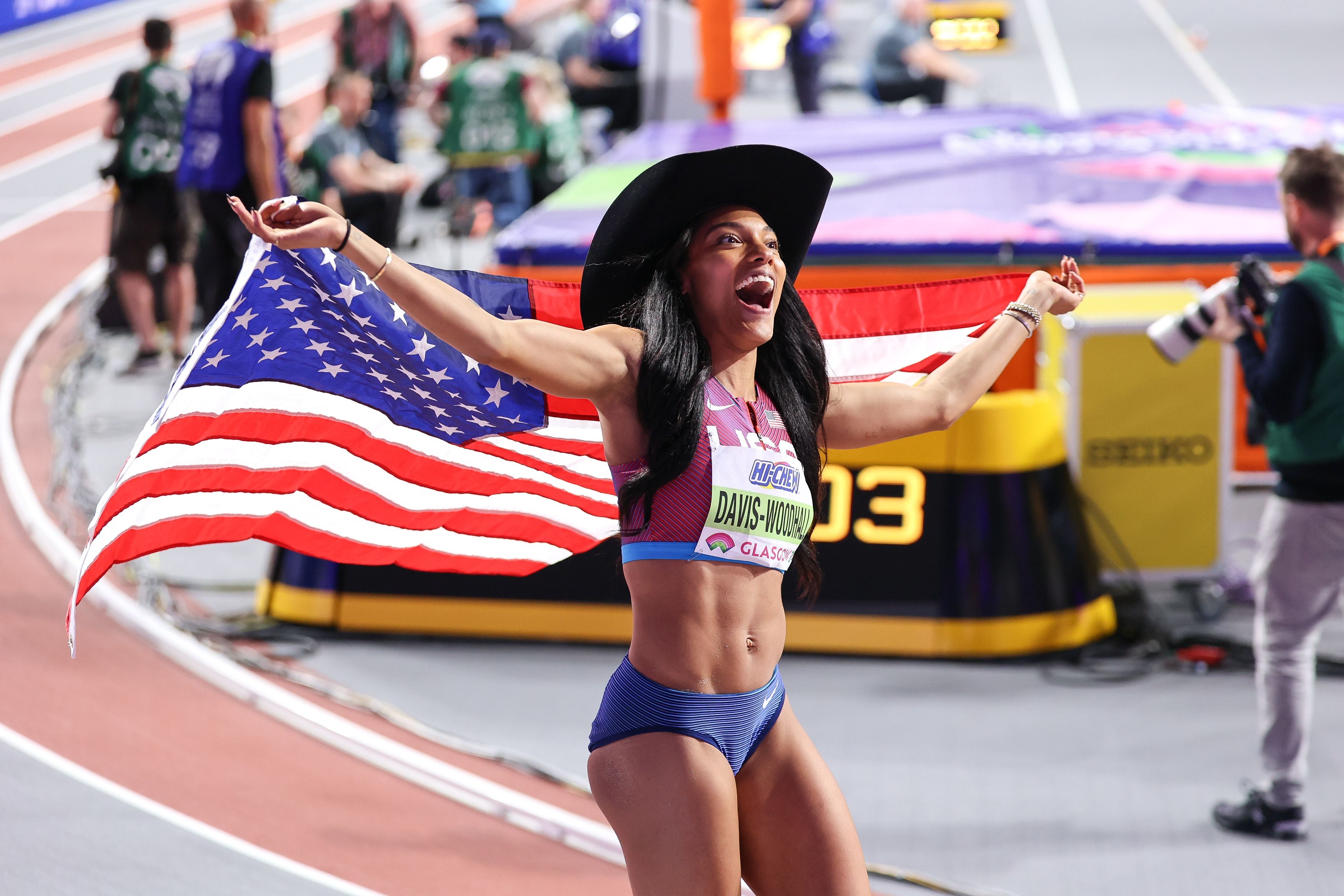 pole vault cameltoe 0037