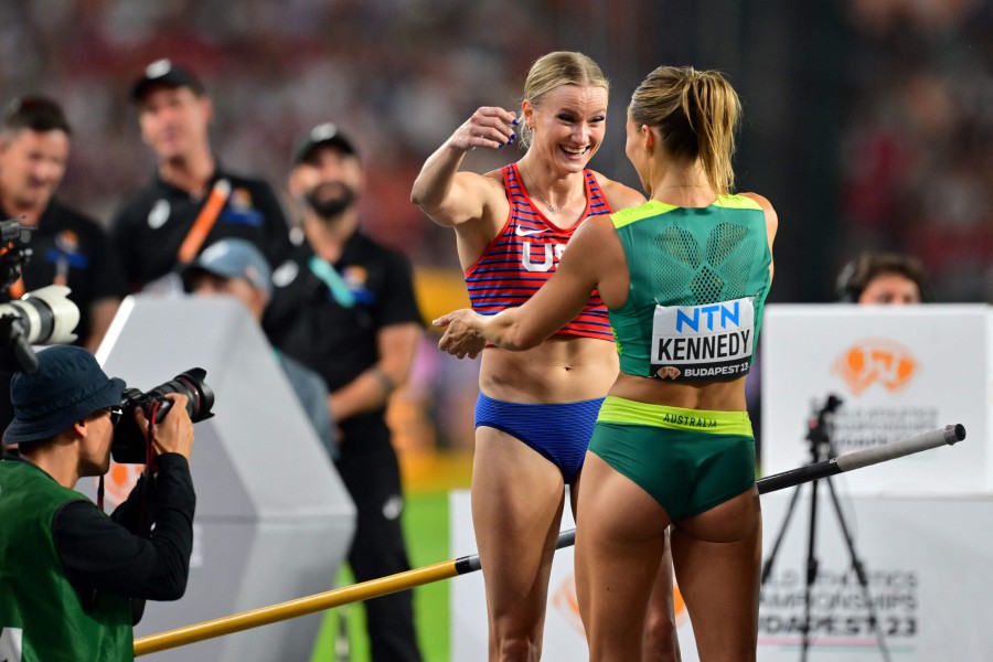 pole vault championships Budapest